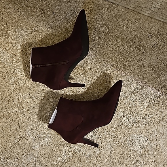 Dark Berry seude ankle boots - Picture 4 of 4